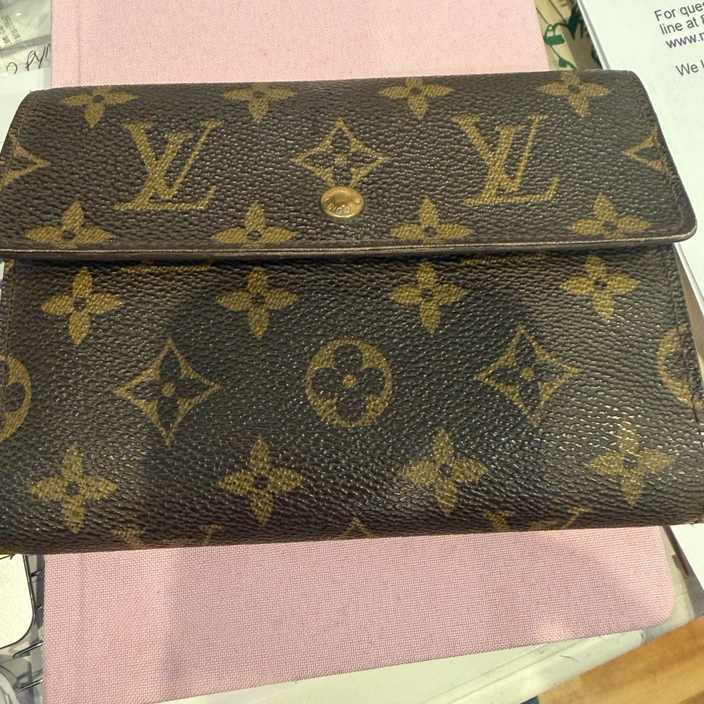 Louis Vuitton Monogram Canvas Fold-Over Wallet - Brown/Gold Monogram